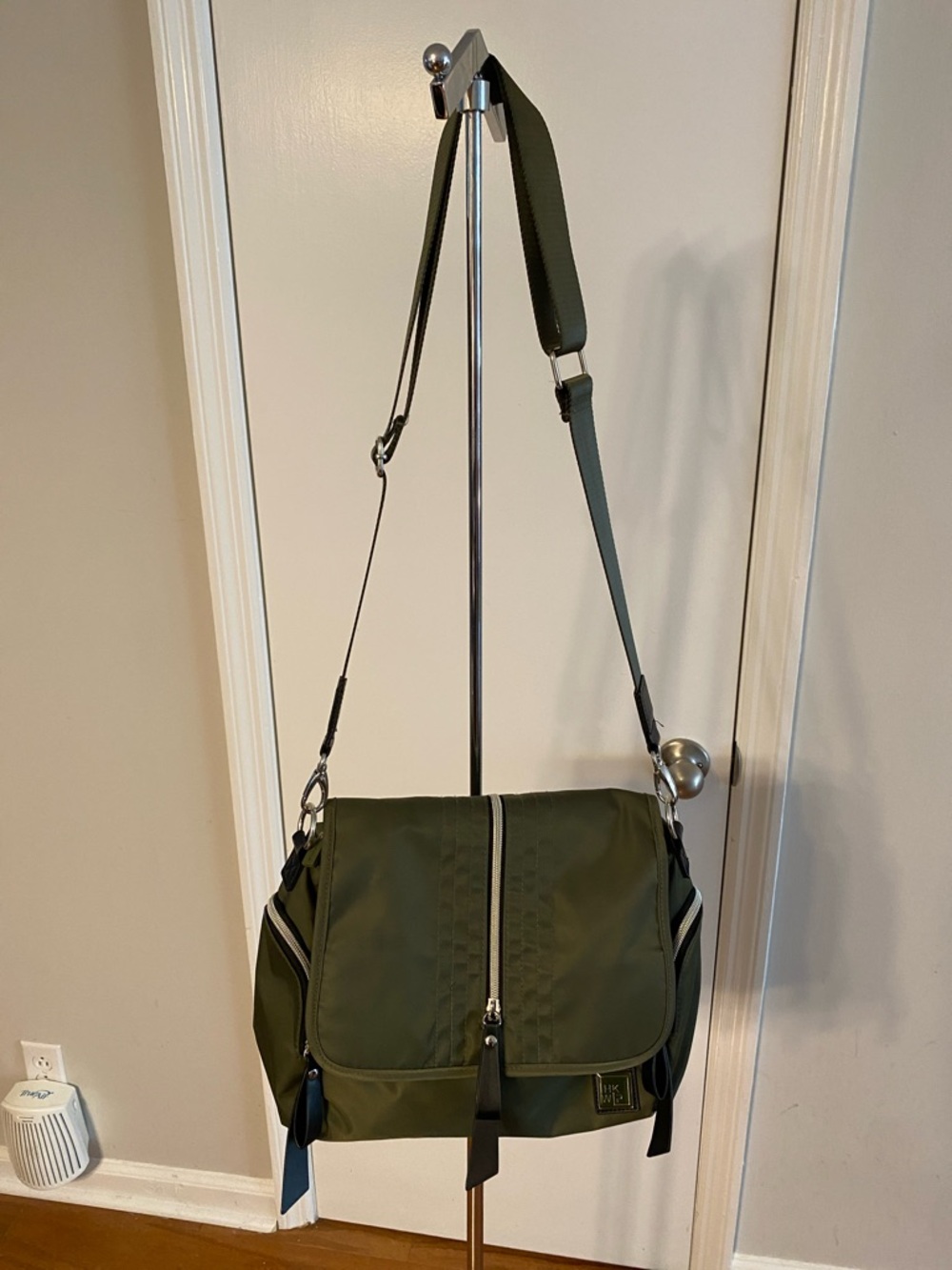 IHKWIP Satchel Bag